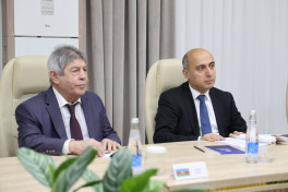 Azerbaijan's Minister of Education met with his Uzbek counterpart