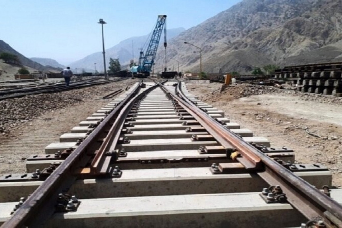 Azerbaijan targets 5 million tons of freight on North–South corridor by 2028