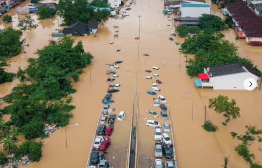 Death toll from southern Thailand floods rises to 145 as waters recede