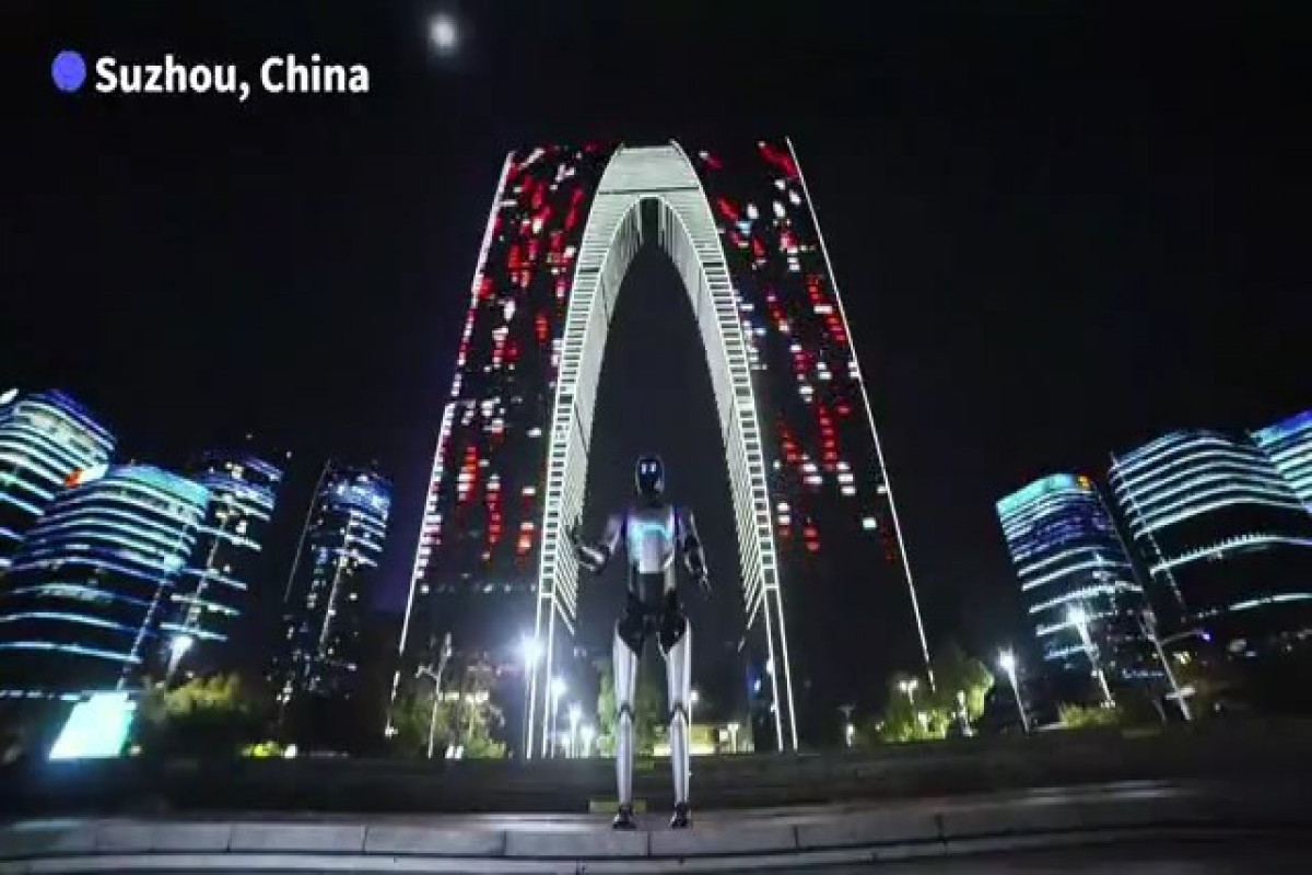 Humanoid robot has traveled 100 km, set new world record in China-VIDEO 