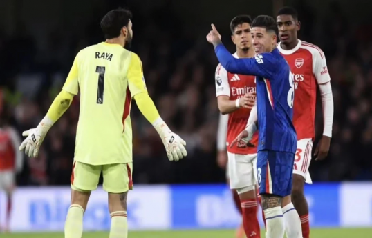 Chelsea and Arsenal played to a draw in their English Premier League match