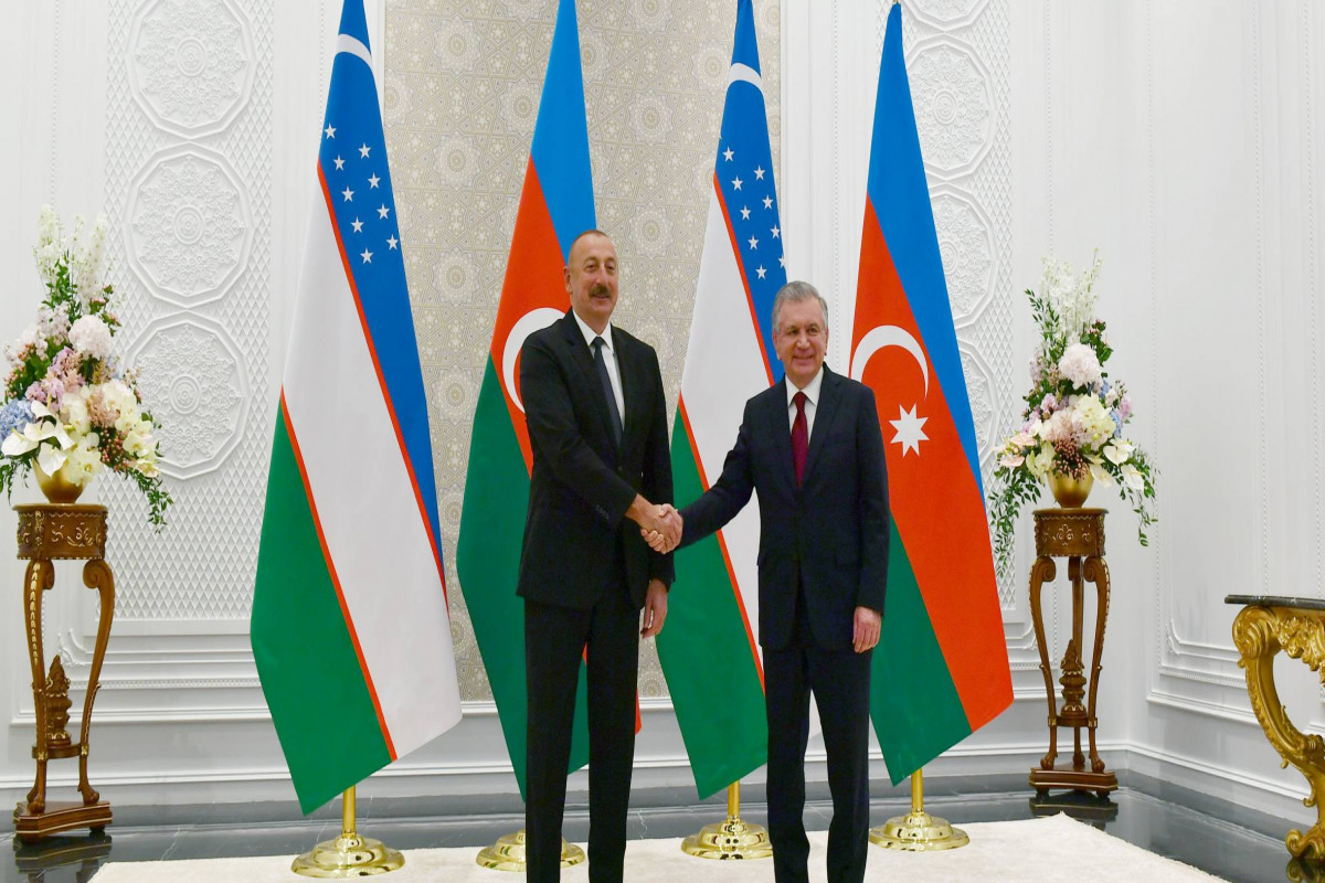 Uzbek President congratulates President Ilham Aliyev on 30th anniversary of diplomatic ties with Azerbaijan