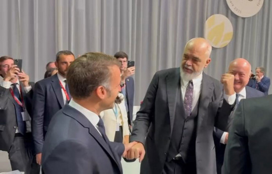 Albanian PM jokes with Macron over Trump’s Albania-Azerbaijan mix-up