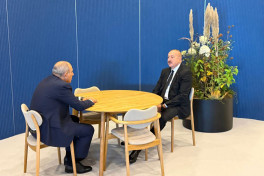 President Ilham Aliyev and Armenian PM Nikol Pashinyan discussed implementation of Washington Declaration -PHOTO -UPDATED 