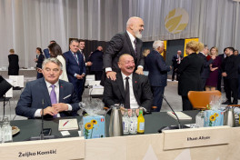 President Ilham Aliyev attended opening plenary session of 7th European Political Community Summit -UPDATED 