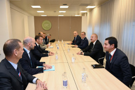 President of Azerbaijan Ilham Aliyev met with President of France in Copenhagen -UPDATED 