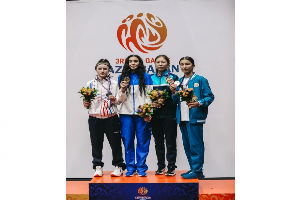 Azerbaijani female boxers finished CIS Games with 9 medals