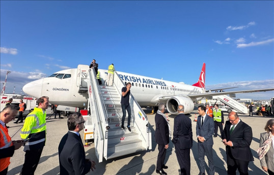 Plane carrying various nationals from Global Sumud Flotilla lands in Istanbul