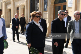 Azerbaijan's former health minister buried-PHOTO -UPDATED-1 