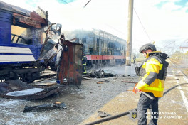 Russian strike hits train station in Ukraine, killing one and injuring 30