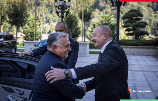 Hungarian PM: Always a pleasure to see a friend!