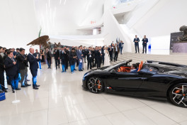 Bugatti Mistral – the world’s fastest roadster arrives in Azerbaijan