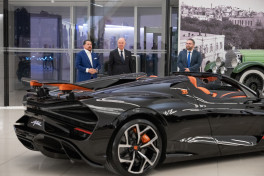 Bugatti Mistral – the world’s fastest roadster arrives in Azerbaijan