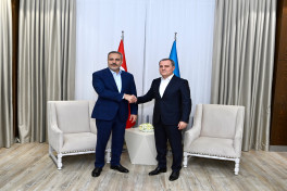 Azerbaijani, Turkish FMs meet in Gabala