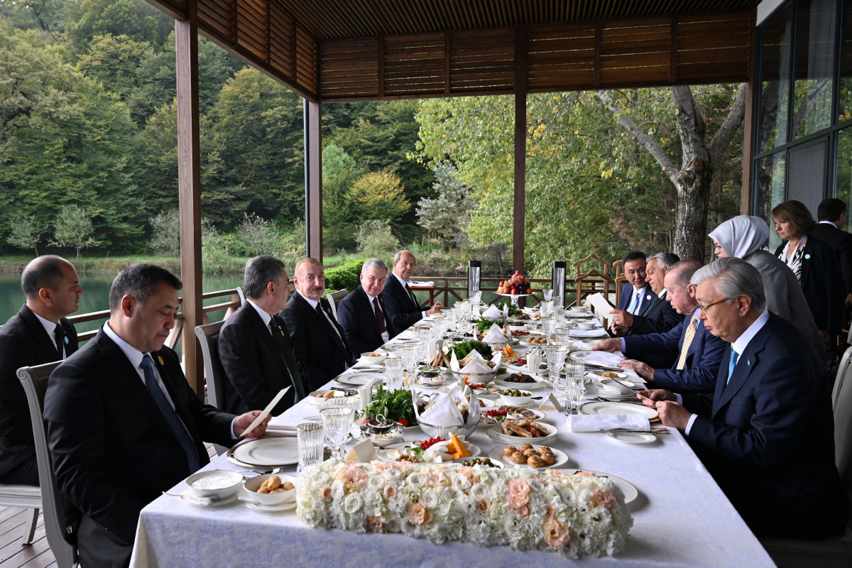 Official luncheon hosted in honor of heads of state and government attending OTS Summit in Gabala