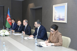 Azerbaijani Top Diplomat meets with counterpart from Kazakhstan