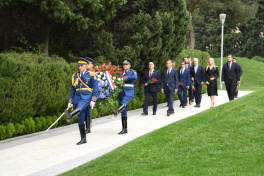 Speaker of Croatian Parliament visits the Alleys of Honor and Martyrs