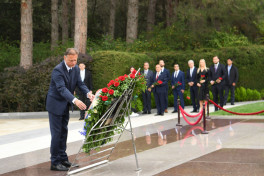 Speaker of Croatian Parliament visits the Alleys of Honor and Martyrs