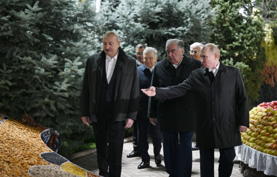 President Ilham Aliyev is attending informal dinner of CIS heads of state in Dushanbe