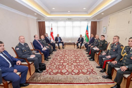 Azerbaijan Minister of Defense meets with Georgian counterpart -UPDATED 