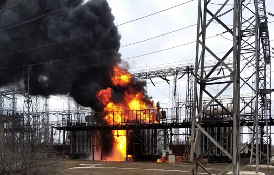 Russia strikes Ukraine dwellings, targets energy sites in mass attack