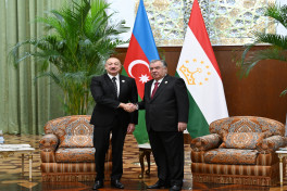 President of Azerbaijan Ilham Aliyev had one-on-one meeting with President of Tajikistan Emomali Rahmon in Dushanbe -UPDATED 