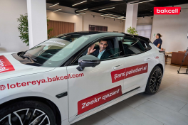 The first “Zeekr 001” handed over to winner in Bakcell’s lottery!