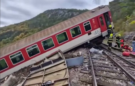 Fast trains collide in Slovakia, injuring dozens; 2 are critically injured