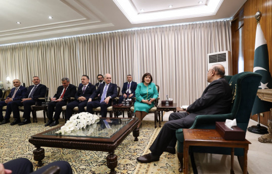 Azerbaijani Parliament Speaker met with Pakistani President
