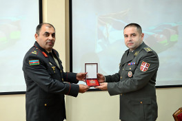 Serbian delegation visits Azerbaijan