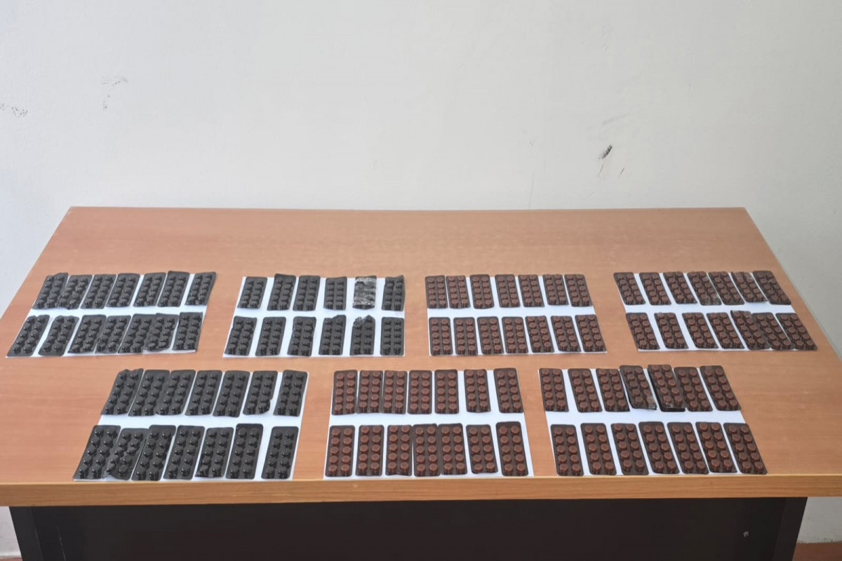 Azerbaijan prevents attempt to smuggle large amount of drug-containing pills from Iran via UAV