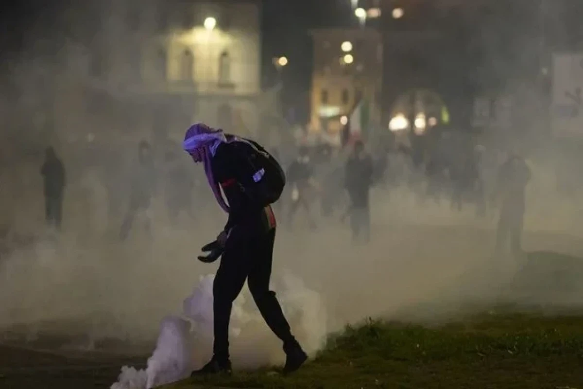 13 injured during protests against Italy-Israel match