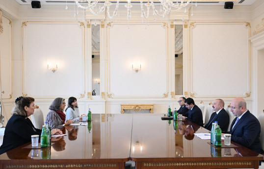 President Ilham Aliyev received Executive Director of UN Human Settlements Programme