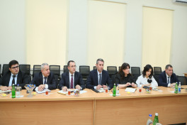 Türkiye-Azerbaijan University discusses development priorities with Ministry of Science and Education