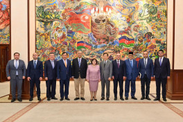 Azerbaijan’s parliament speaker meets ICAPP delegation to discuss political cooperation in Asia