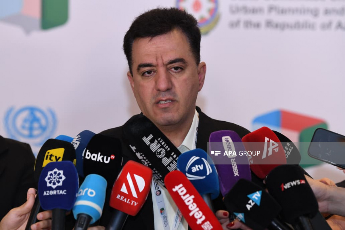 Yaghoub Houshyar, the mayor of Iran