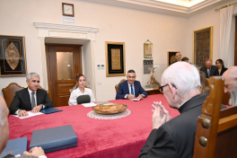 First Vice-President Mehriban Aliyeva met with Archpriest of Papal Basilica of Saint Paul Outside the Walls in Vatican