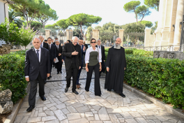 First Vice-President Mehriban Aliyeva met with Archpriest of Papal Basilica of Saint Paul Outside the Walls in Vatican