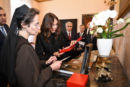 Mehriban Aliyeva met with President of Governorate of Vatican City State