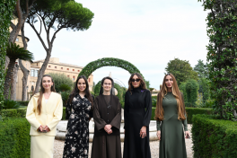 First Vice-President Mehriban Aliyeva, along with family members, attended tree planting ceremony in Vatican Gardens