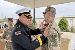 Navy holds graduation ceremony