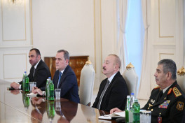 President Ilham Aliyev received commander of the US Central Command