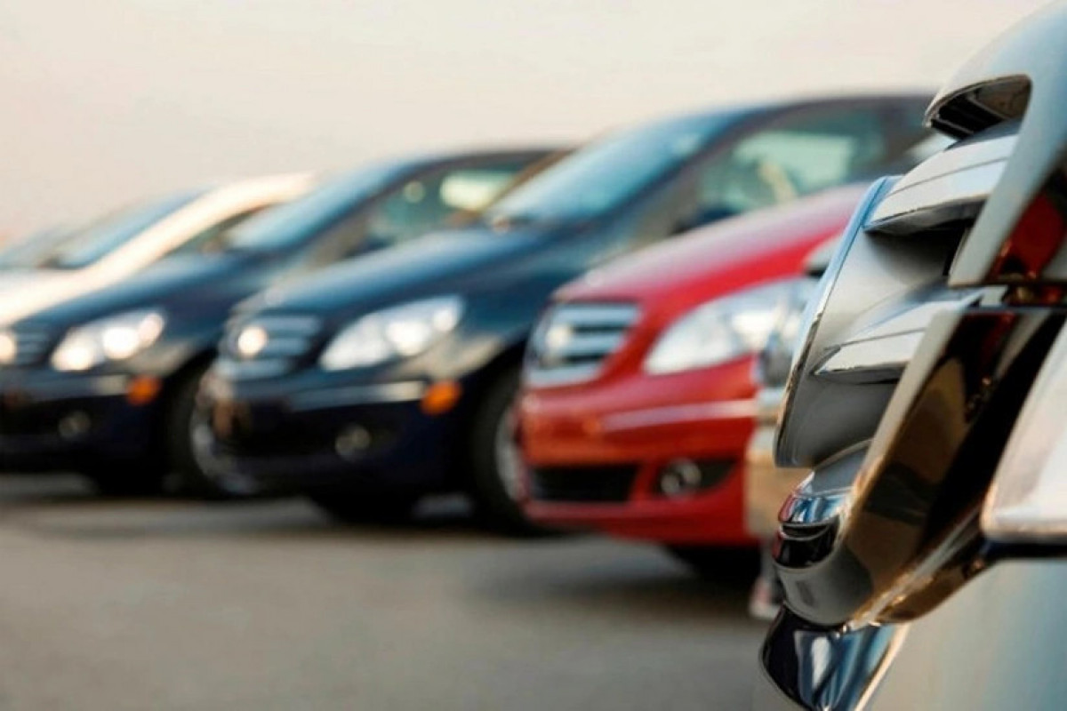 Azerbaijan reduces car imports from Georgia