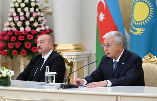 Azerbaijani President Ilham Aliyev, Kazakhstan President Kassym-Jomart Tokayev