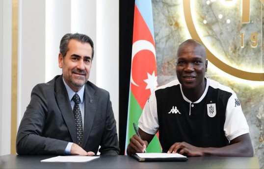 Neftchi FC signs contract with Vincent Aboubakar