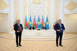 Azerbaijan-Kazakhstan documents exchanged -PHOTO -UPDATED 