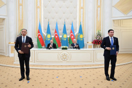 Azerbaijan-Kazakhstan documents exchanged -PHOTO -UPDATED 