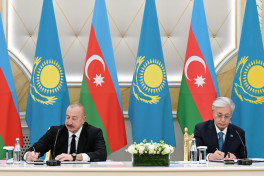 Azerbaijan-Kazakhstan documents exchanged -PHOTO -UPDATED 