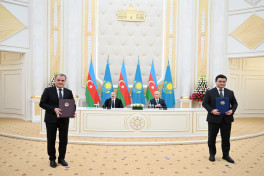 Azerbaijan-Kazakhstan documents exchanged -PHOTO -UPDATED 