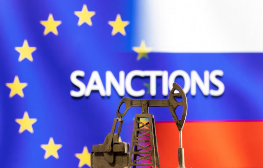 EU to list two Chinese oil refineries, one trader in new Russia sanctions